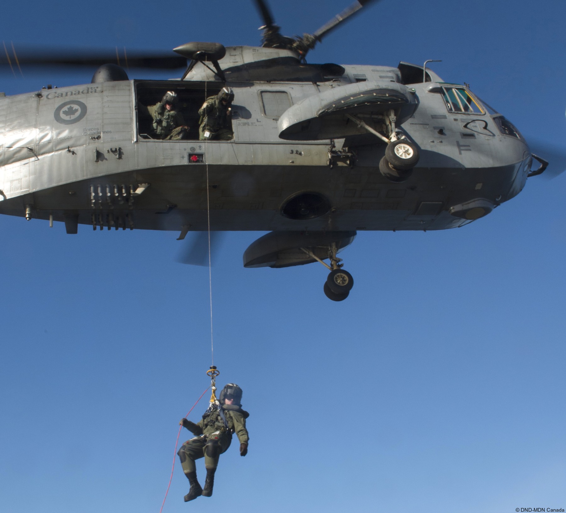 ch-124 sea king royal canadian navy sikorsky naval helicopter rcaf hmcs squadron 46