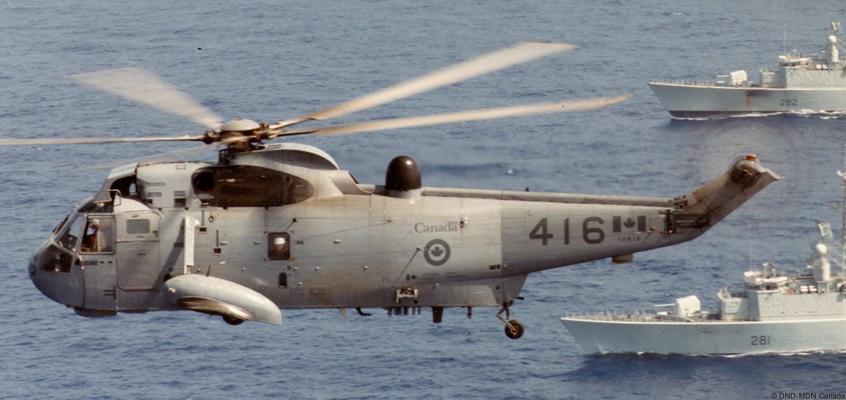 ch-124 sea king royal canadian navy sikorsky naval helicopter rcaf hmcs squadron 61