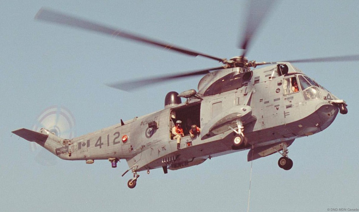 ch-124 sea king royal canadian navy sikorsky naval helicopter rcaf hmcs squadron 73