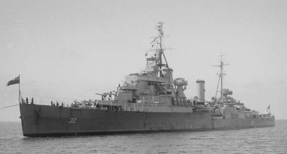 C-32 HMCS Ontario Minotaur class light cruiser Royal Canadian Navy Harland & Wolff Belfast