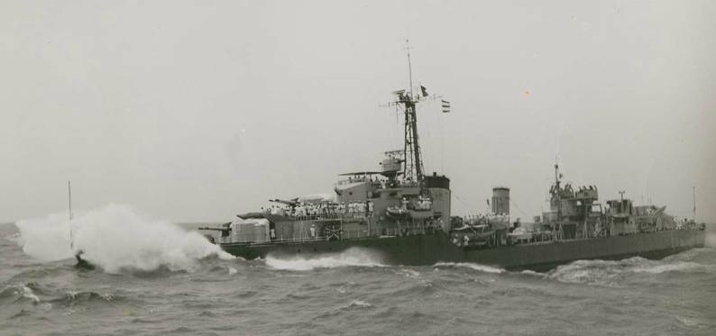 HMCS Nootka R-96 DDE-213 Tribal class destroyer escort Royal Canadian Navy