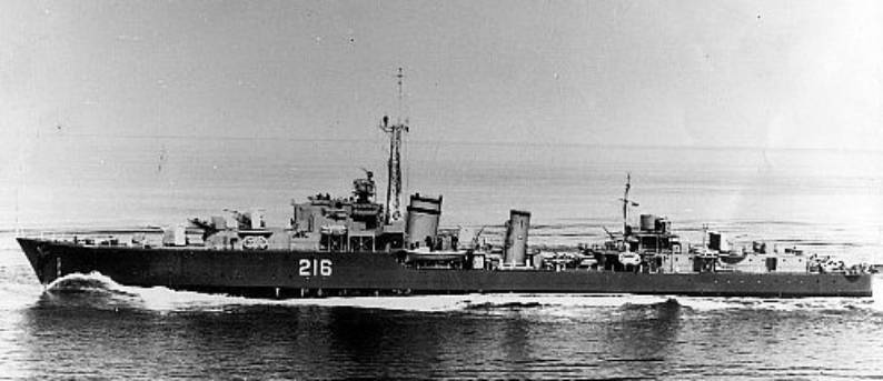 HMCS Huron DDE-216 G-24 Tribal class destroyer RCN