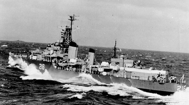 DDE-216 G-24 HMCS Huron UK Tribal class destroyer Royal Canadian Navy