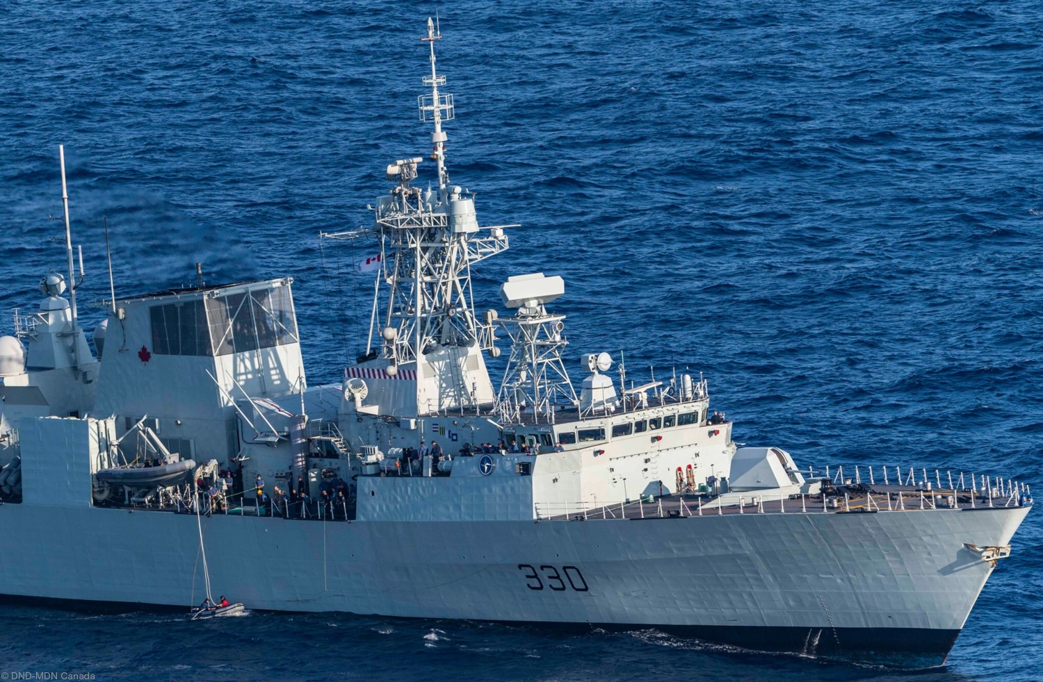 ffh-330 hmcs halifax class helicopter patrol frigate royal canadian navy rcn ncsm marine royale canadienne 26