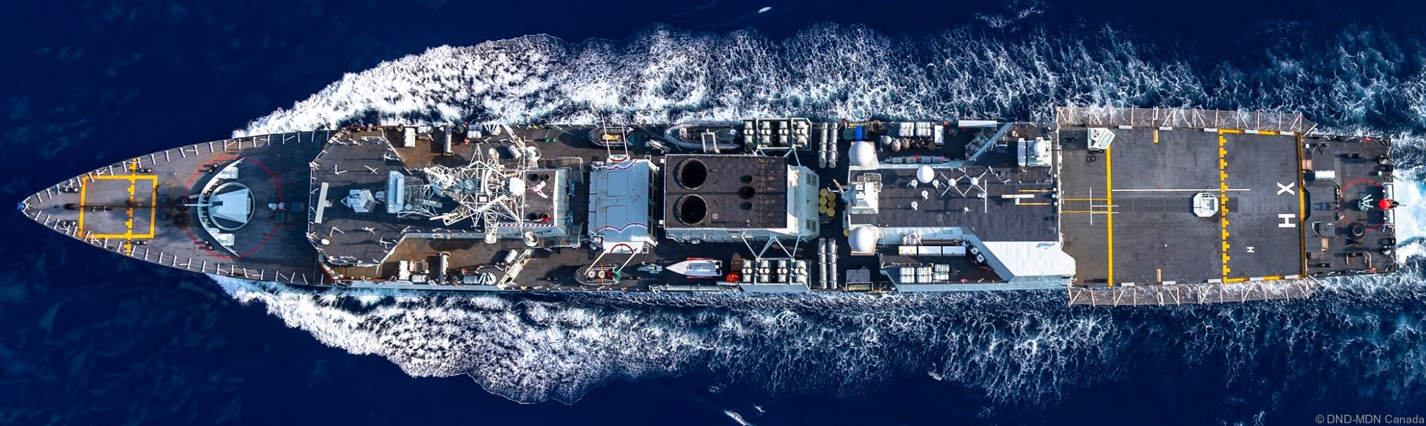 ffh-330 hmcs halifax class helicopter patrol frigate royal canadian navy rcn ncsm marine royale canadienne 27