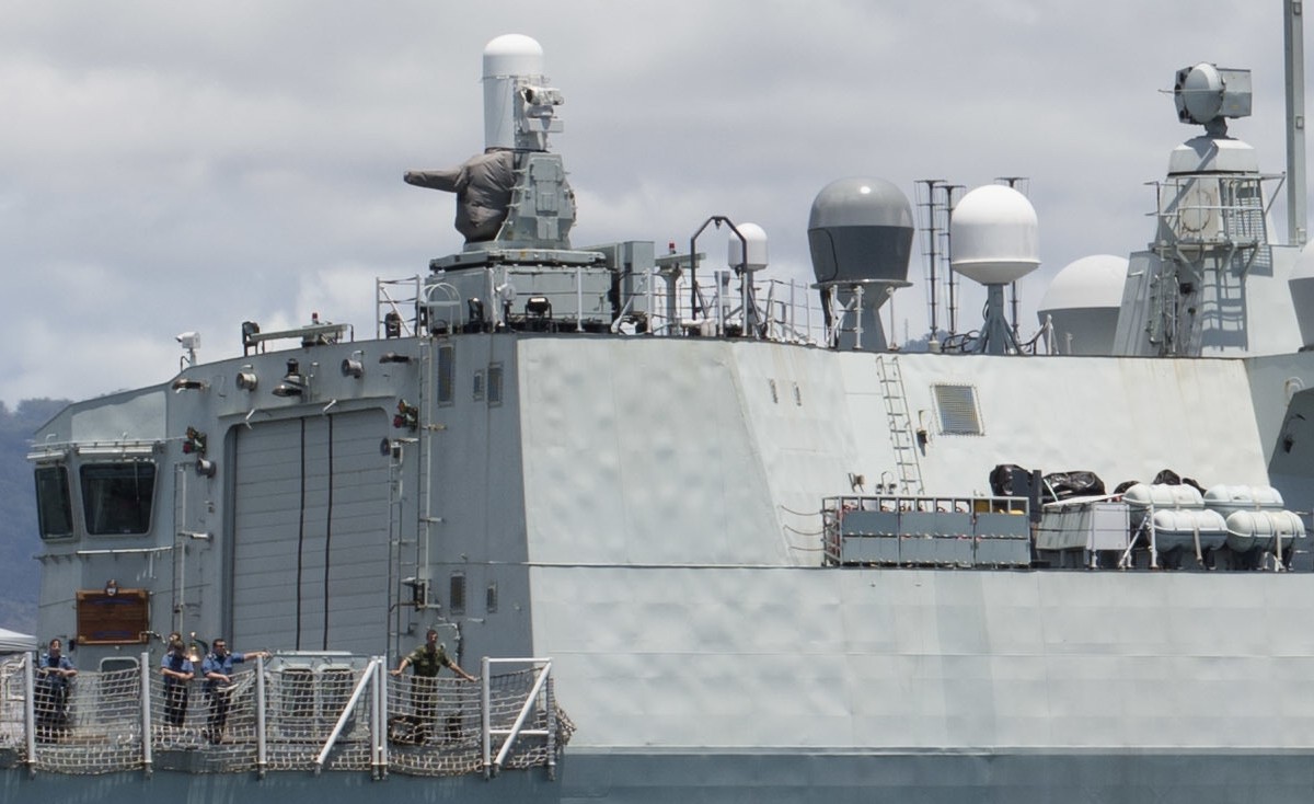 ffh-331 hmcs vancouver halifax class helicopter patrol frigate ncsm royal canadian navy mk.15 ciws