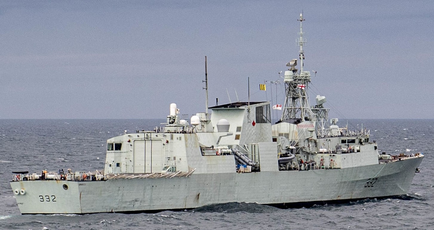 ffh-332 hmcs ville de quebec halifax class helicopter patrol frigate ncsm royal canadian navy 07