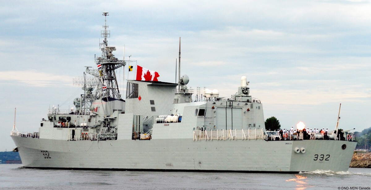 ffh-332 hmcs ville de quebec halifax class helicopter patrol frigate ncsm royal canadian navy 16