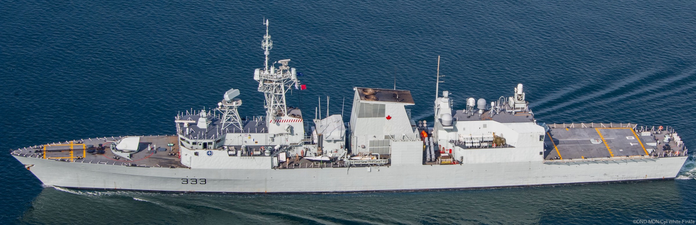 ffh-333 hmcs toronto halifax class helicopter patrol frigate ncsm royal canadian navy 03