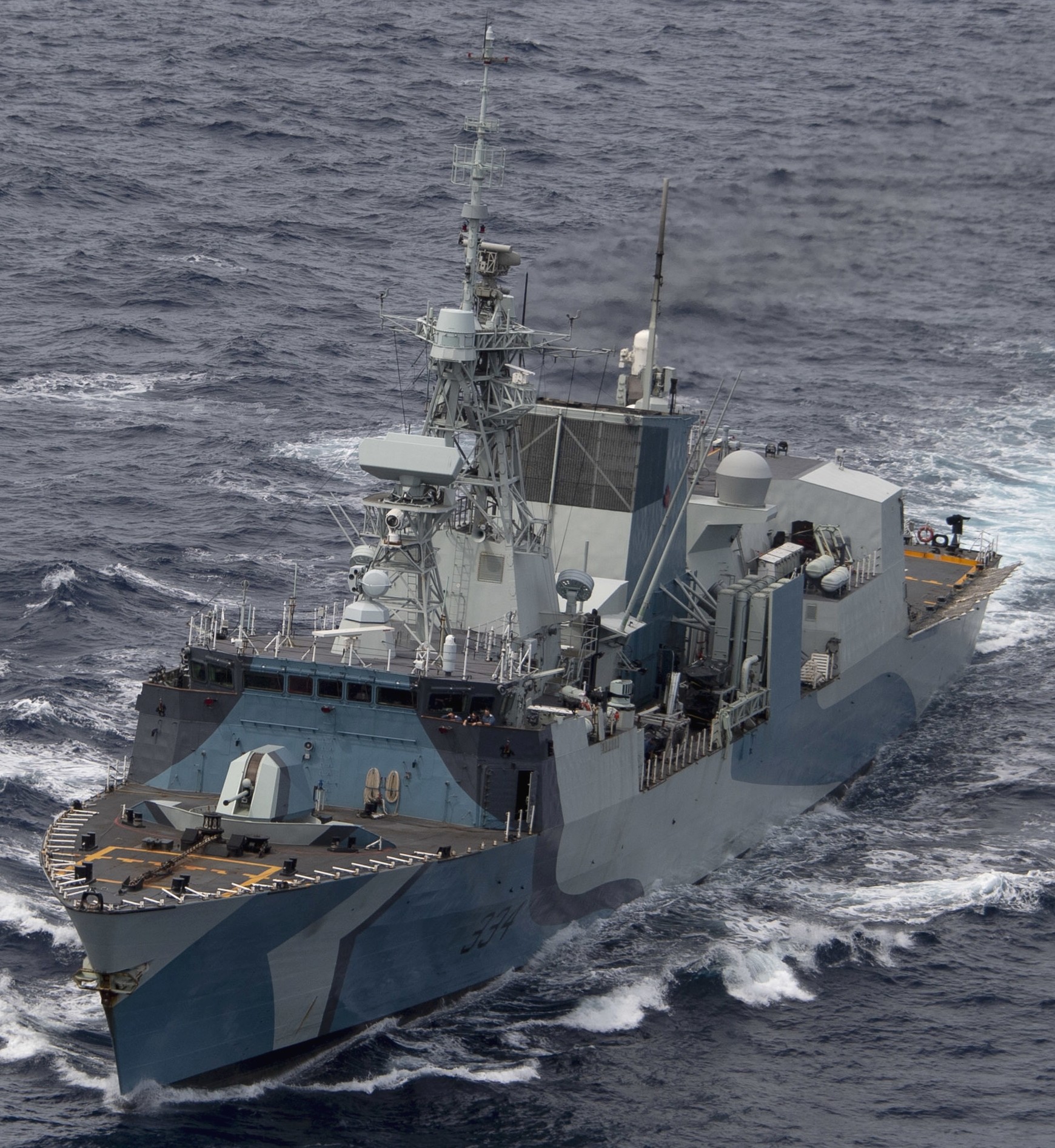 ffh-334 hmcs regina halifax class helicopter patrol frigate ncsm royal canadian navy 37