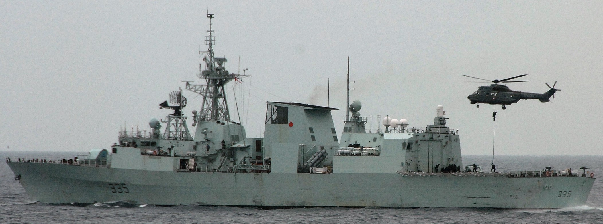 ffh-335 hmcs calgary halifax class helicopter patrol frigate ncsm royal canadian navy 04