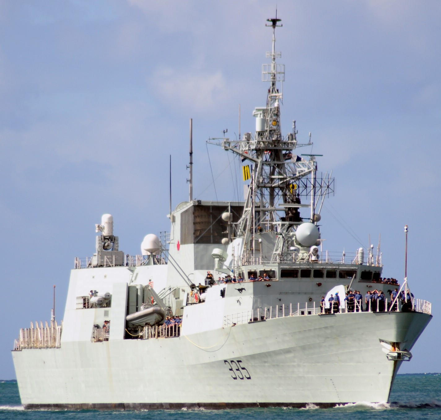 ffh-335 hmcs calgary halifax class helicopter patrol frigate ncsm royal canadian navy 06