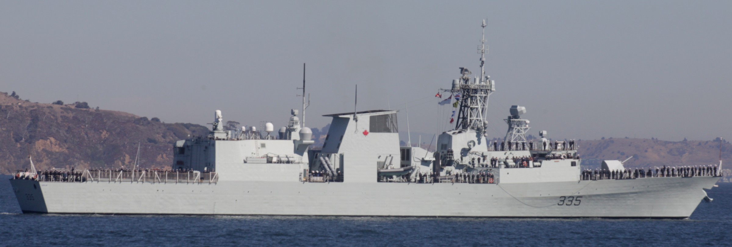 ffh-335 hmcs calgary halifax class helicopter patrol frigate ncsm royal canadian navy 16
