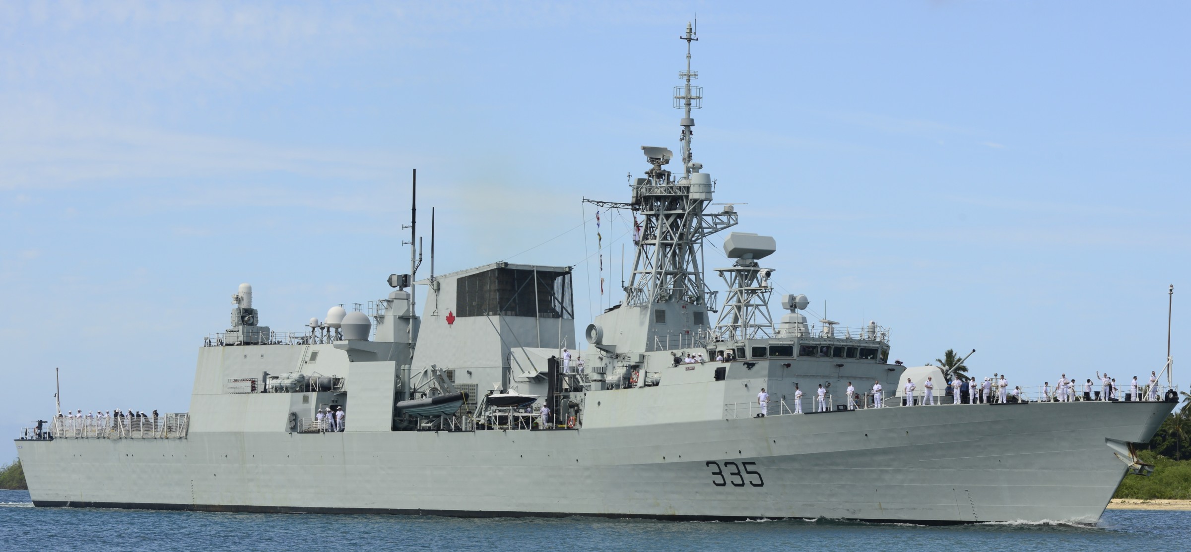 ffh-335 hmcs calgary halifax class helicopter patrol frigate ncsm royal canadian navy 21