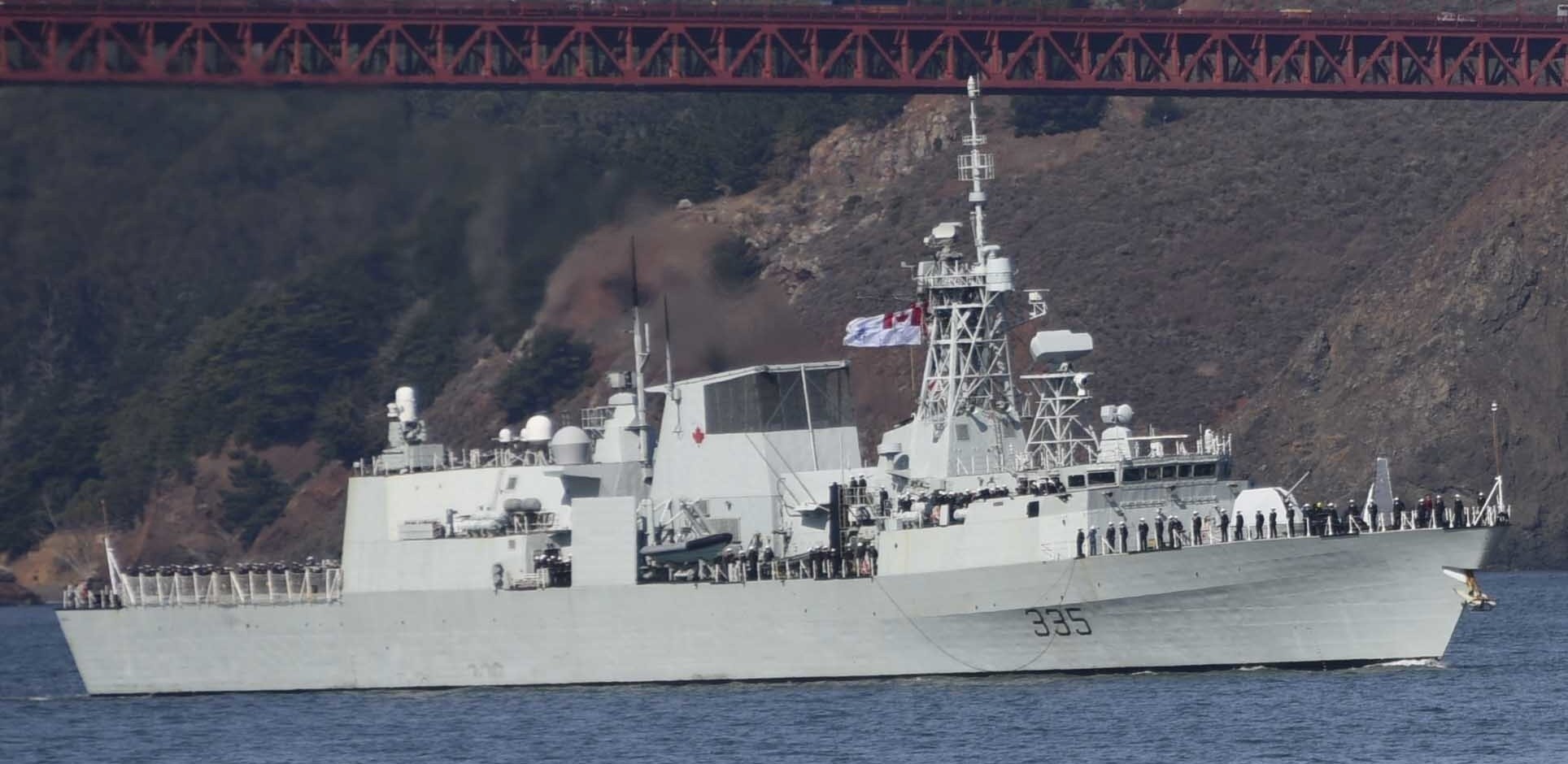 ffh-335 hmcs calgary halifax class helicopter patrol frigate ncsm royal canadian navy 26
