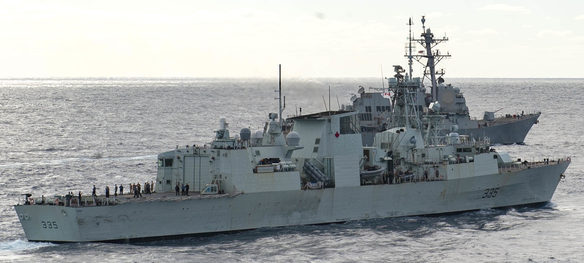 ffh-335 hmcs calgary halifax class helicopter patrol frigate ncsm royal canadian navy 29