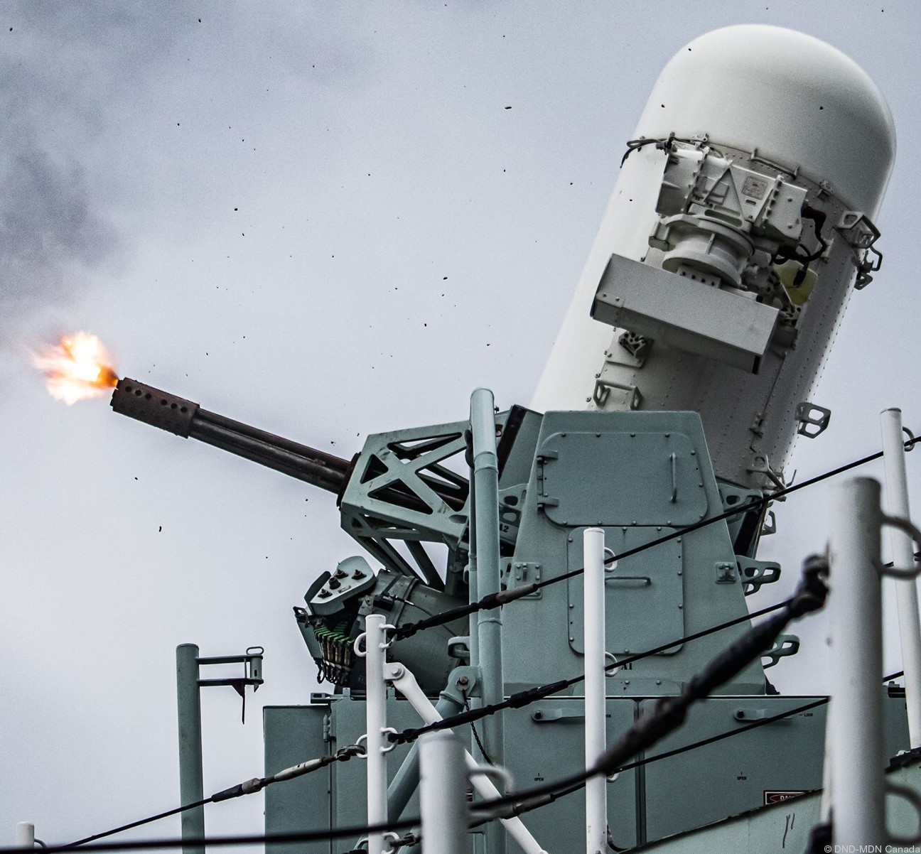 halifax class helicopter patrol frigate royal canadian navy 08c mk.15 phalanx ciws