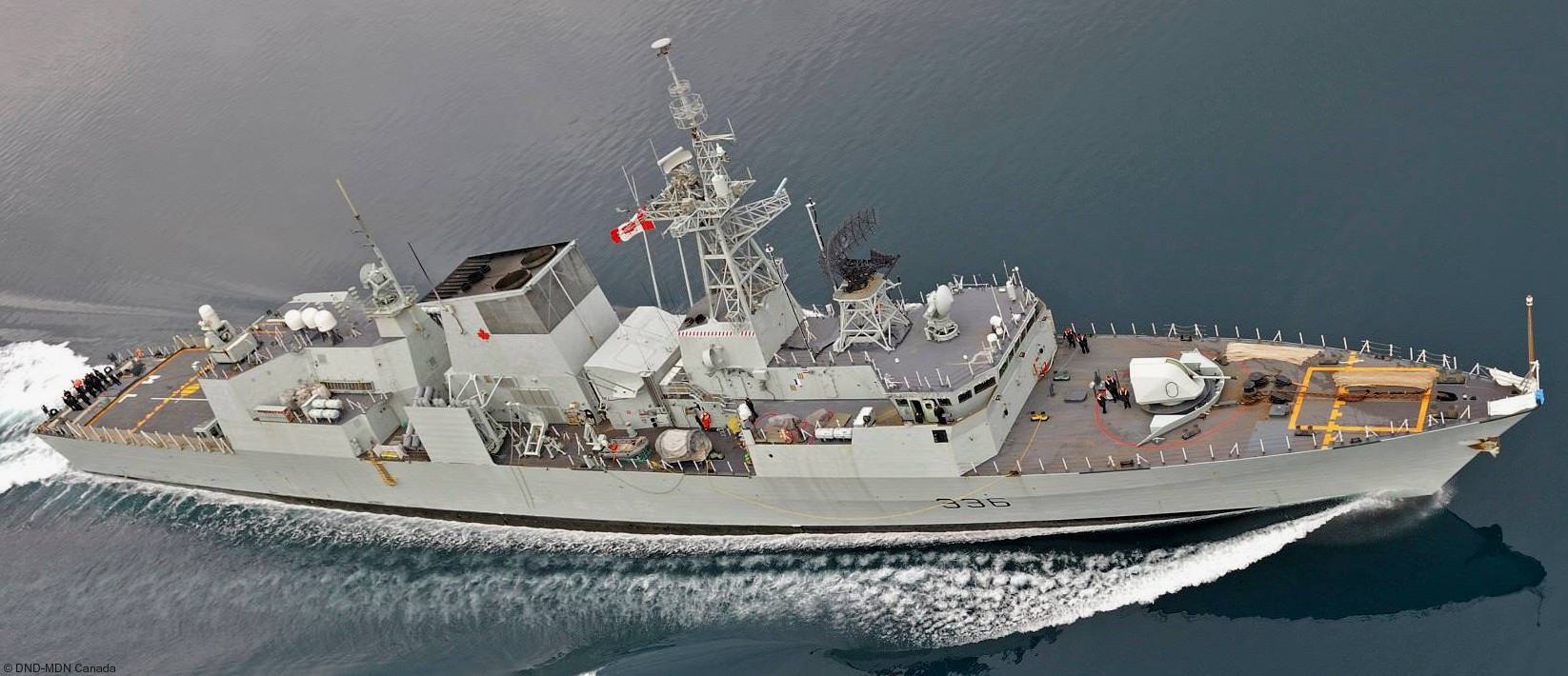 ffh-336 hmcs montreal halifax class helicopter patrol frigate ncsm royal canadian navy 27