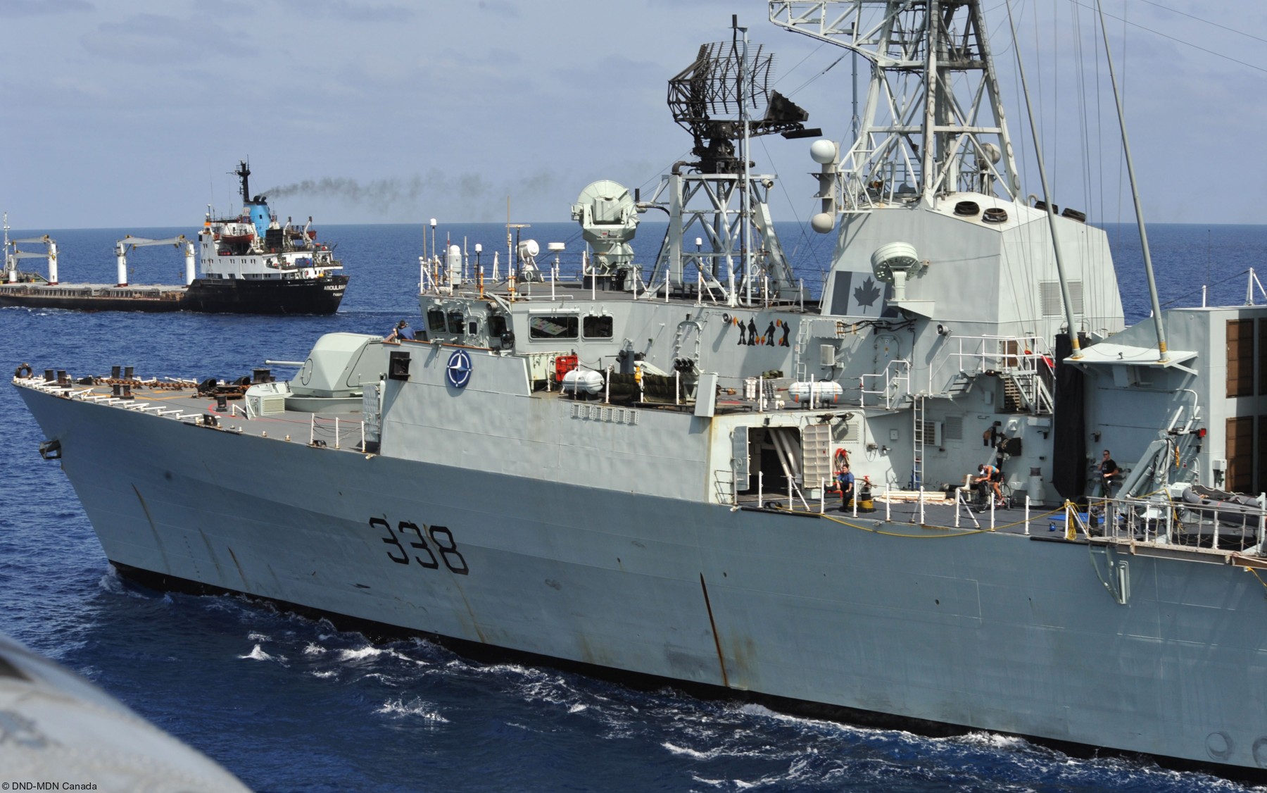 ffh-338 hmcs winnipeg halifax class helicopter patrol frigate ncsm royal canadian navy 10