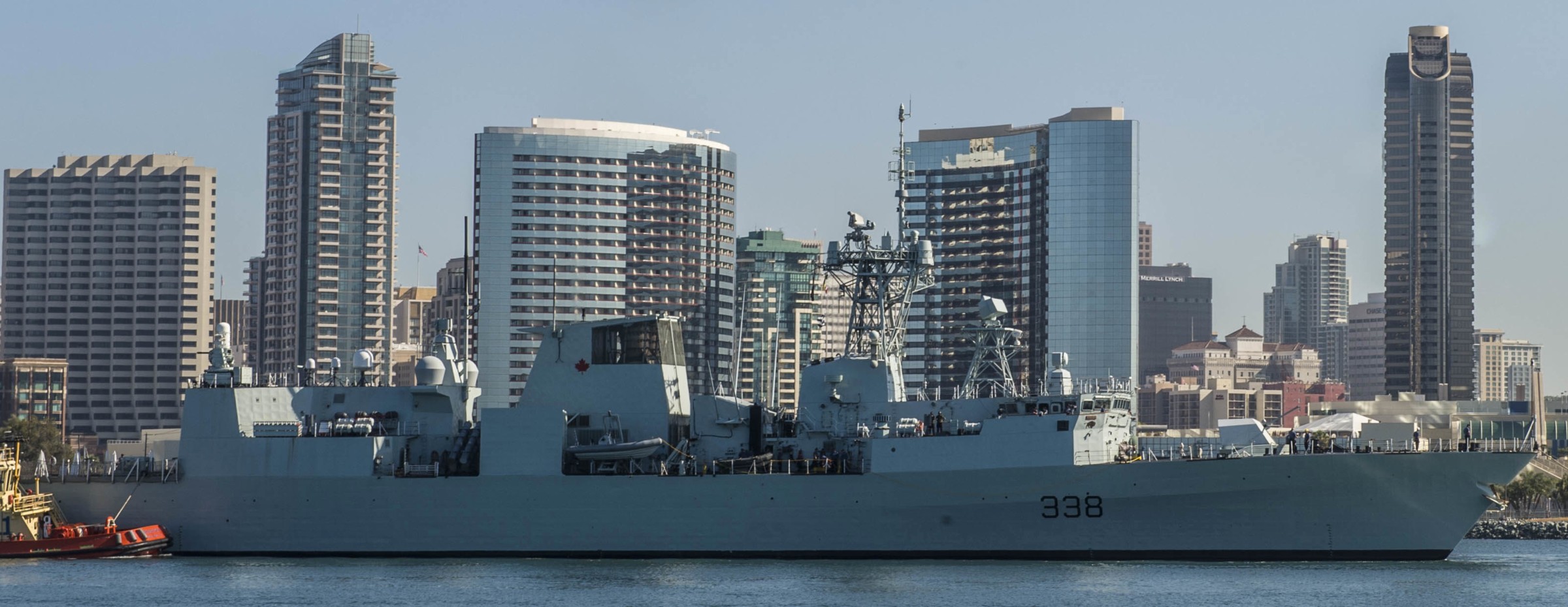 ffh-338 hmcs winnipeg halifax class helicopter patrol frigate ncsm royal canadian navy 19