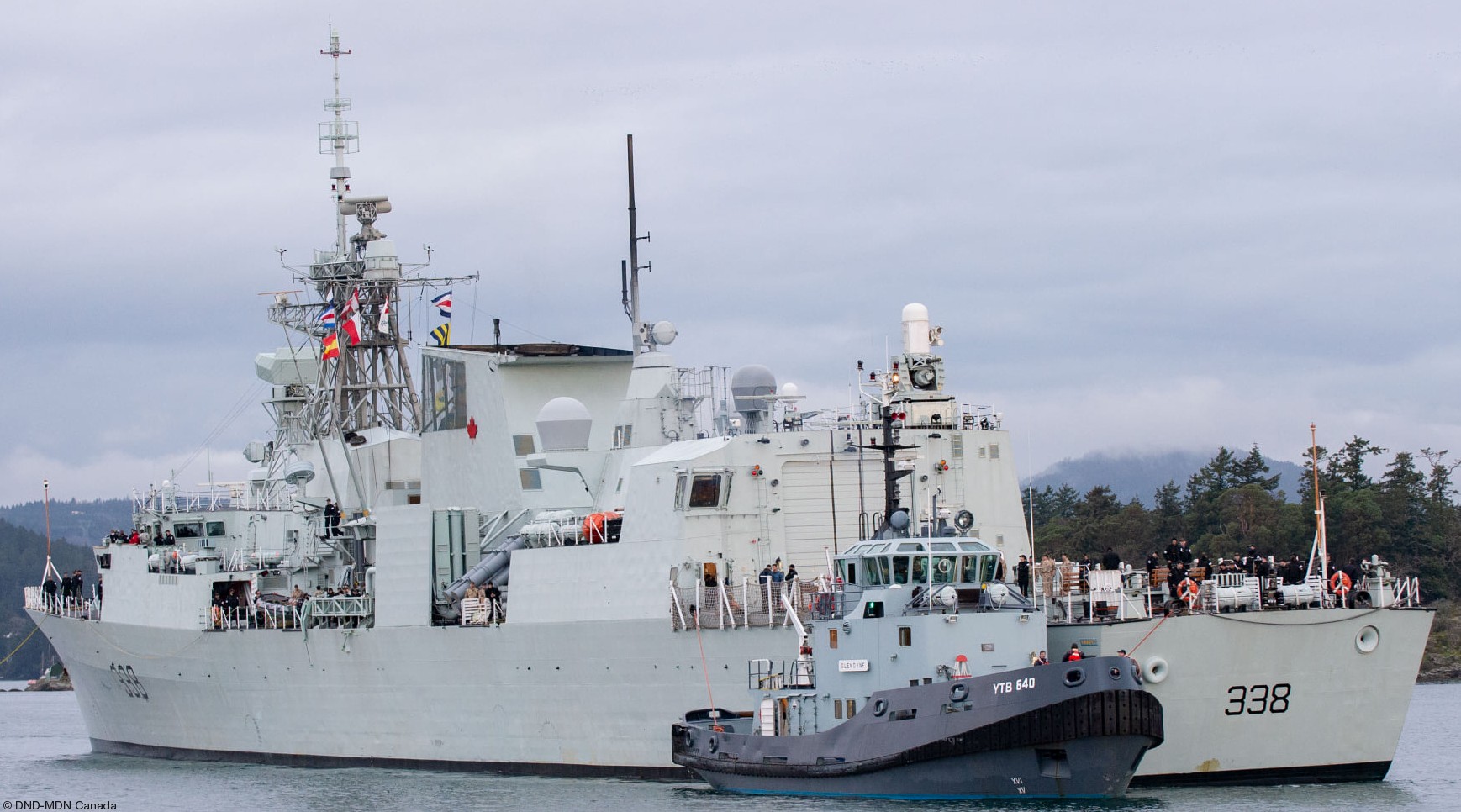ffh-338 hmcs winnipeg halifax class helicopter patrol frigate ncsm royal canadian navy 43