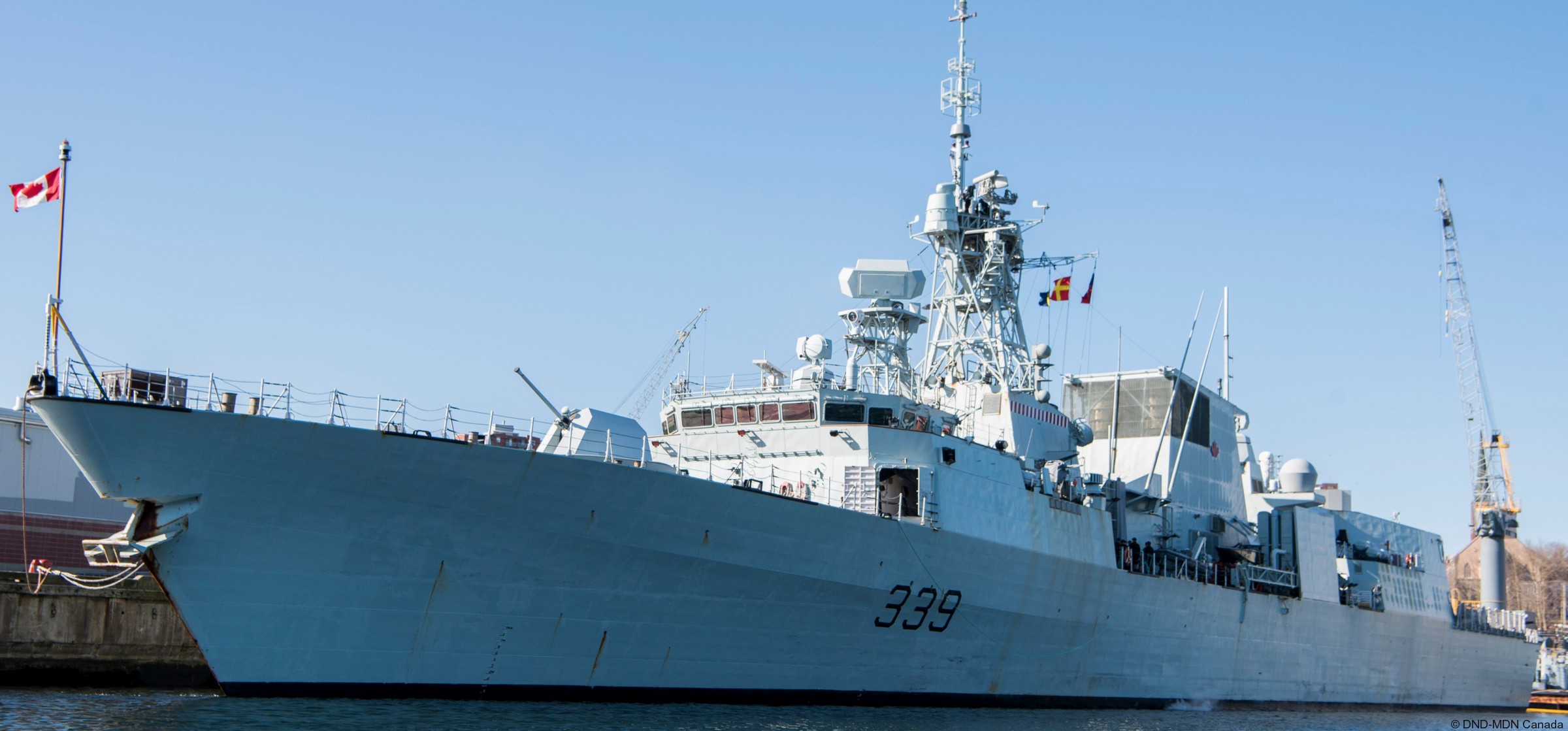 ffh-339 hmcs charlottetown halifax class helicopter patrol frigate ncsm royal canadian navy 21