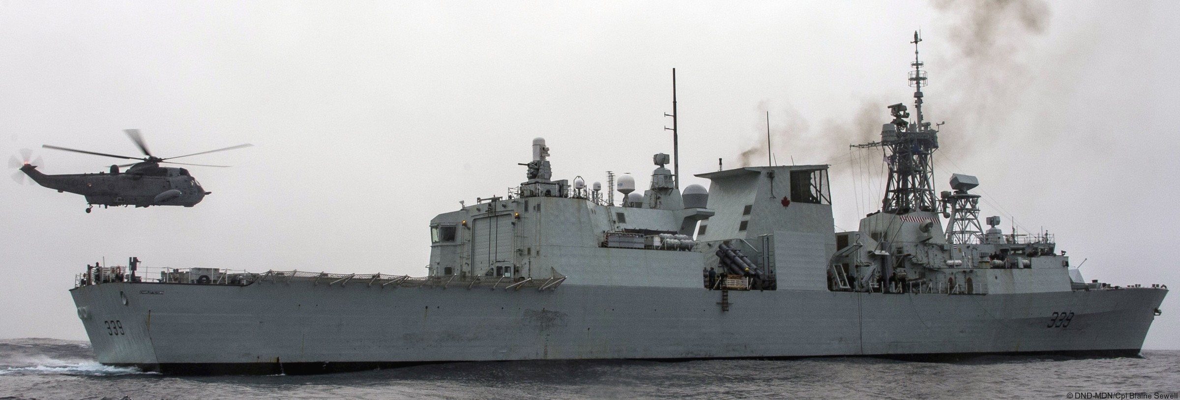 ffh-339 hmcs charlottetown halifax class helicopter patrol frigate ncsm royal canadian navy 26