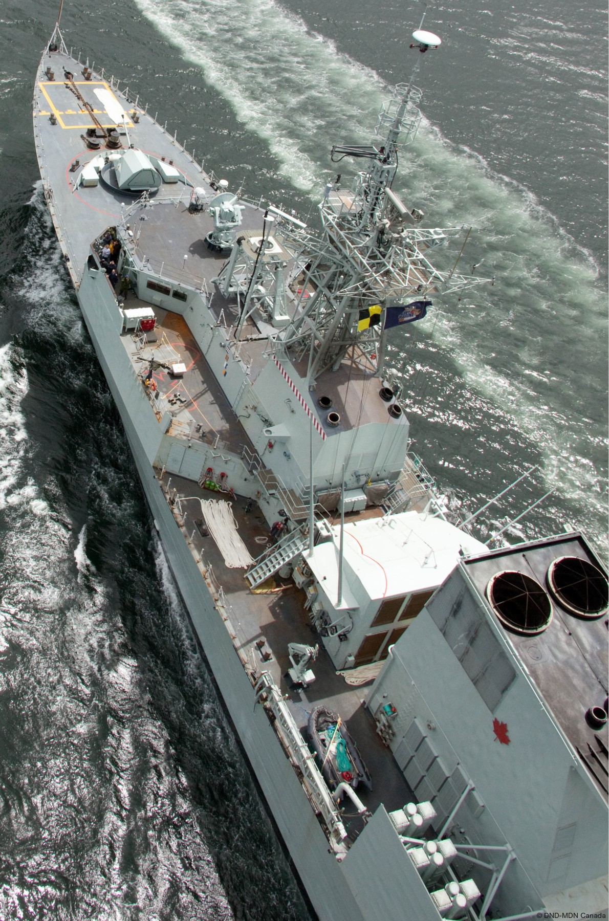 ffh-340 hmcs st. john's halifax class helicopter patrol frigate ncsm royal canadian navy 34