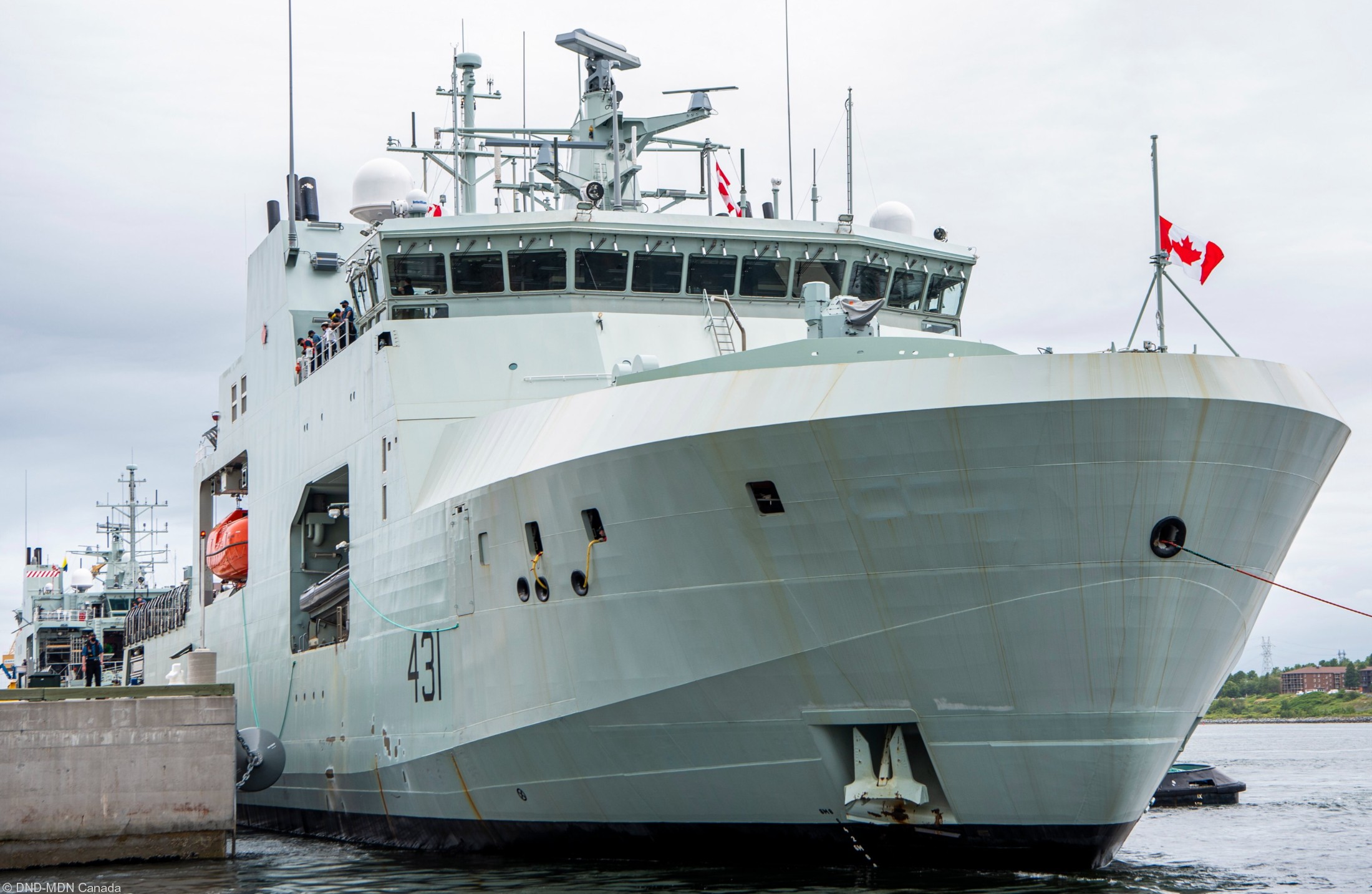 aopv-431 hmcs margaret brooke harry dewolf class arctic offshore patrol vessel ncsm royal canadian navy 04
