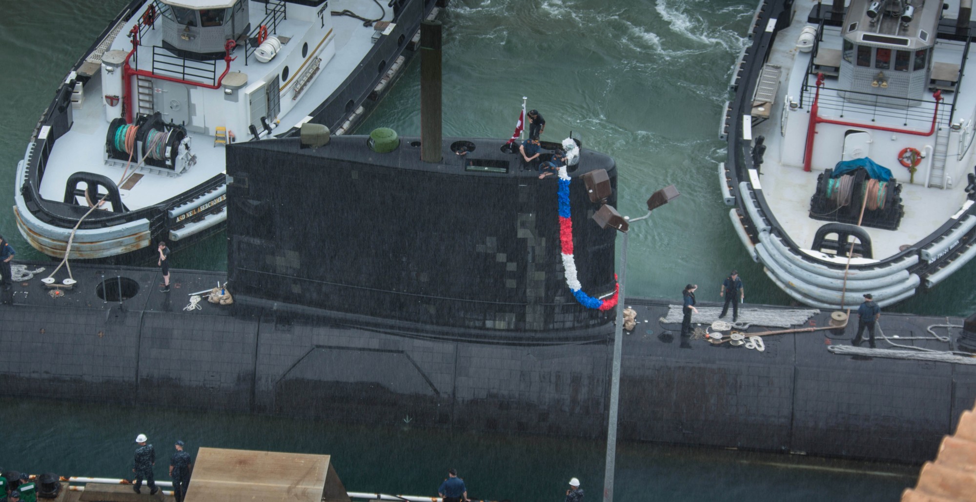 ssk-876 hmcs victoria upholder class attack submarine hunter killer ncsm royal canadian navy 16