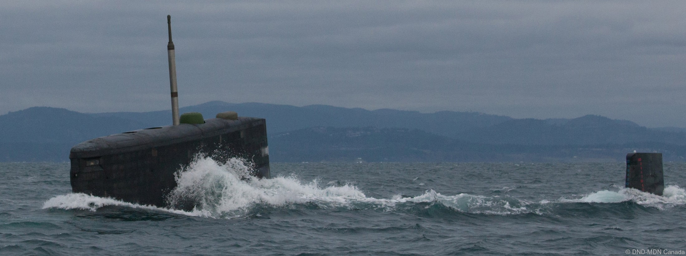 ssk-876 hmcs victoria upholder class attack submarine hunter killer ncsm royal canadian navy 26