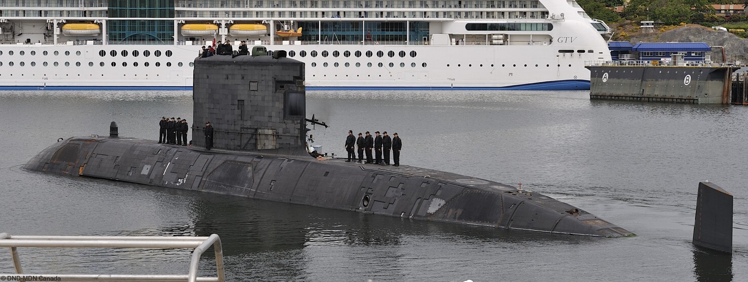 ssk-876 hmcs victoria upholder class attack submarine hunter killer ncsm royal canadian navy 28