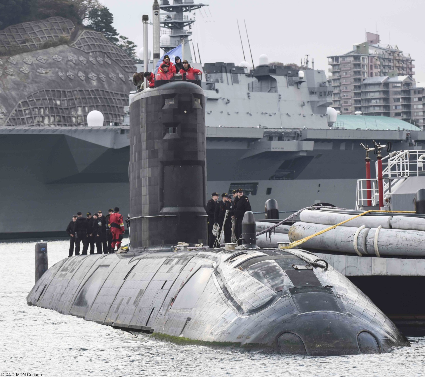 ssk-879 hmcs chicoutimi victoria upholder class patrol submarine ncsm royal canadian navy 04