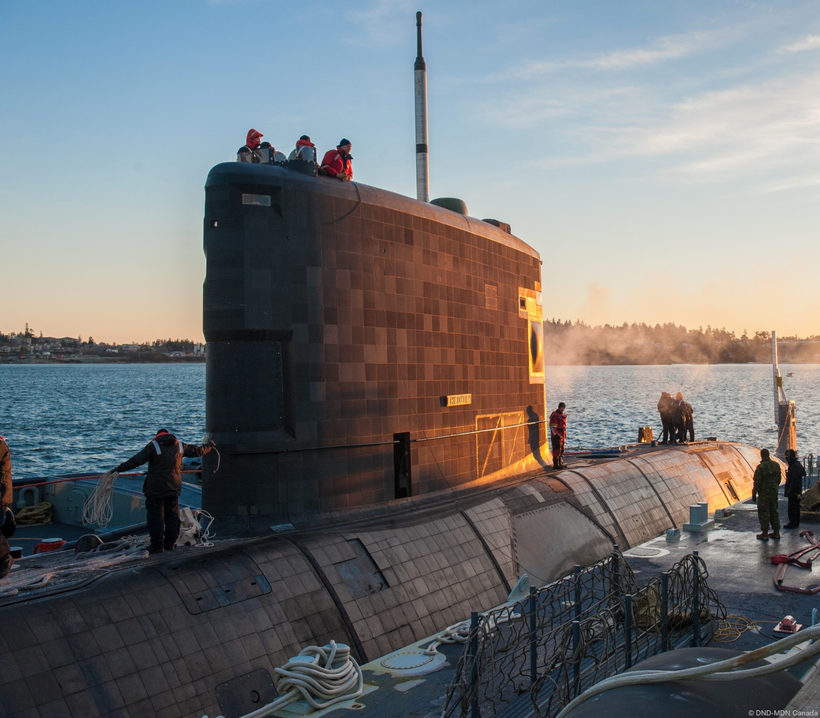 ssk-879 hmcs chicoutimi victoria upholder class patrol submarine ncsm royal canadian navy 17