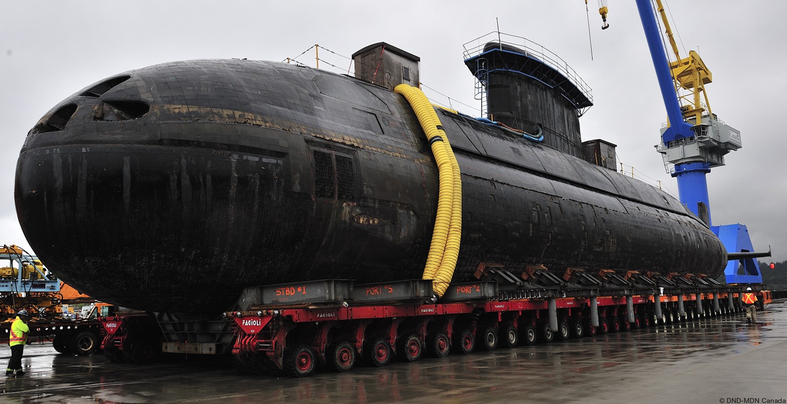 ssk-879 hmcs chicoutimi victoria upholder class patrol submarine ncsm royal canadian navy 25