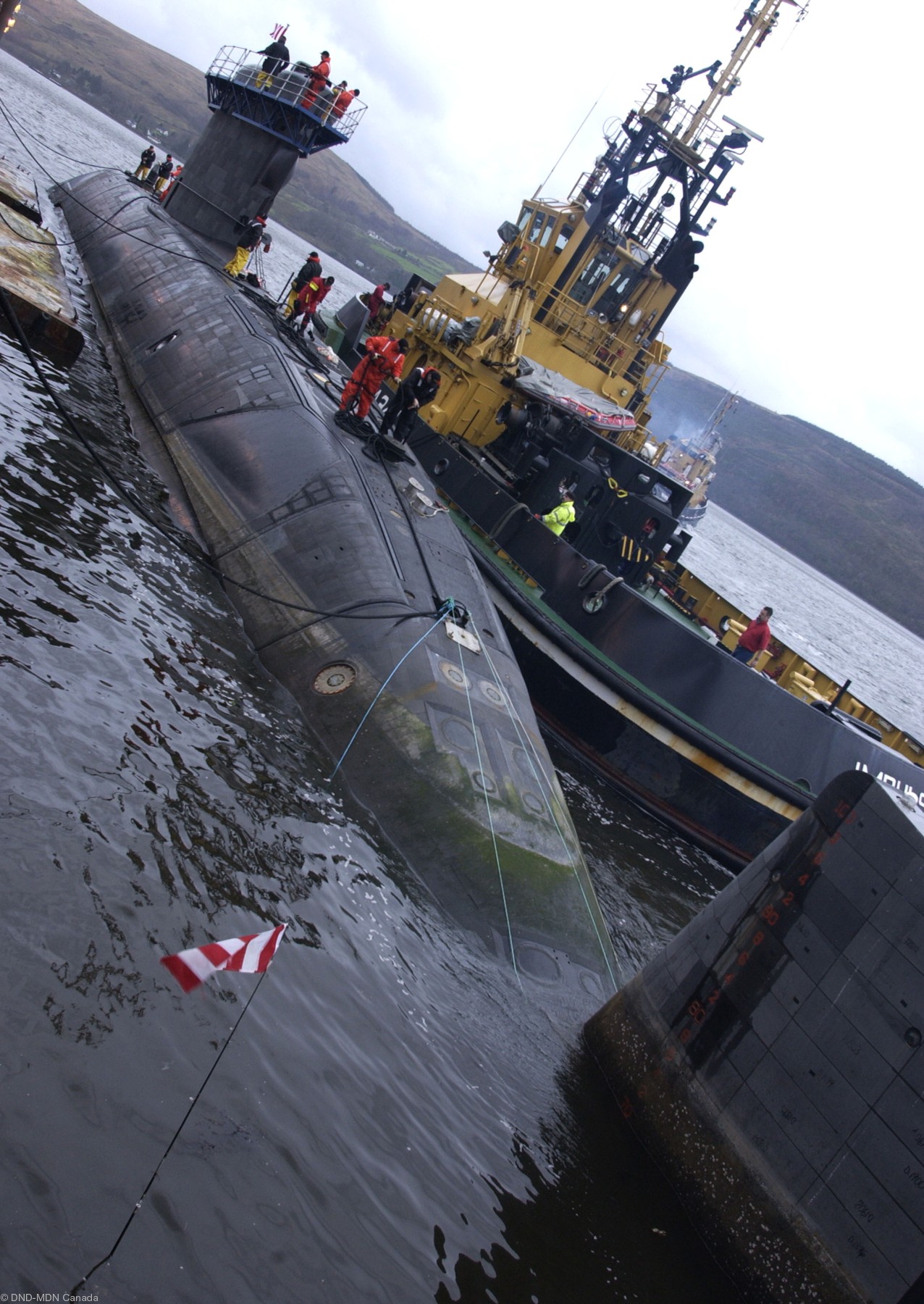 ssk-879 hmcs chicoutimi victoria upholder class patrol submarine ncsm royal canadian navy 32