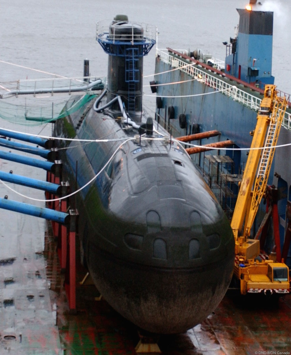 ssk-879 hmcs chicoutimi victoria upholder class patrol submarine ncsm royal canadian navy 33