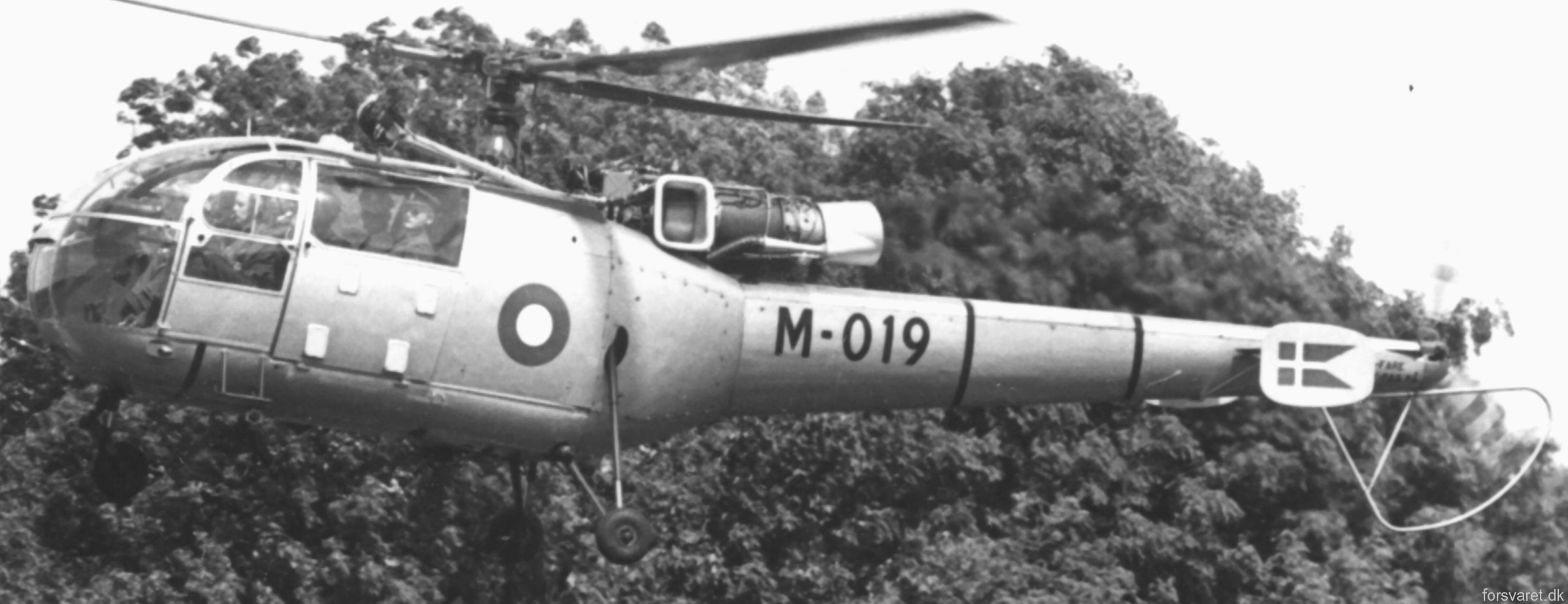 sa 316b alouette iii helicopter royal danish navy søværnet kongelige danske marine sud aviation m-019 12