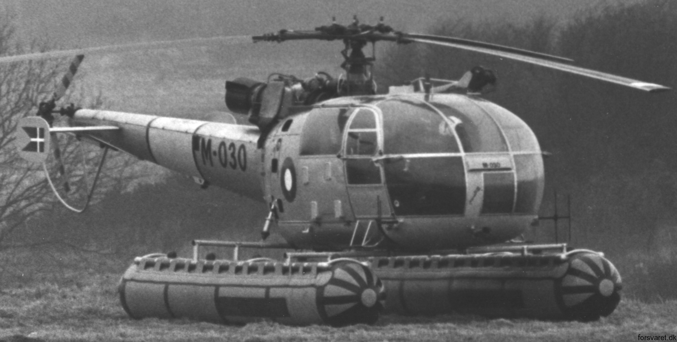 sa 316b alouette iii helicopter royal danish navy søværnet kongelige danske marine sud aviation m-030 07