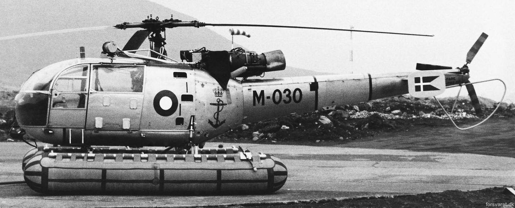 sa 316b alouette iii helicopter royal danish navy søværnet kongelige danske marine sud aviation m-030 09