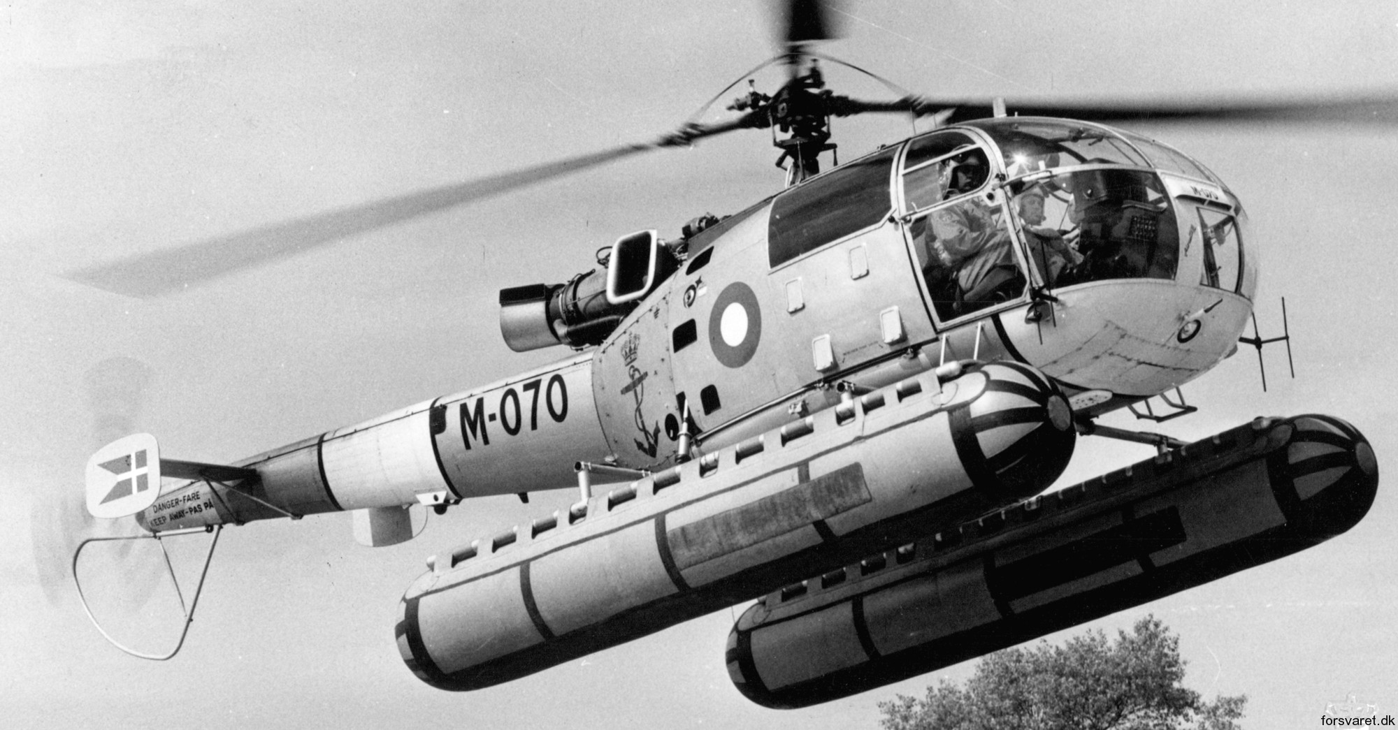 sa 316b alouette iii helicopter royal danish navy søværnet kongelige danske marine sud aviation m-070 02
