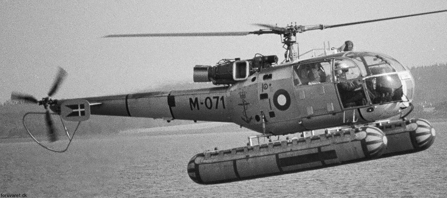 sa 316b alouette iii helicopter royal danish navy søværnet kongelige danske marine sud aviation m-071 10