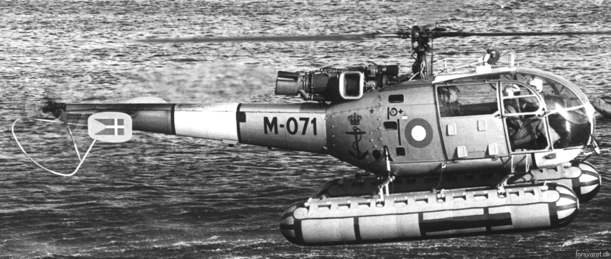sa 316b alouette iii helicopter royal danish navy søværnet kongelige danske marine sud aviation m-071 20