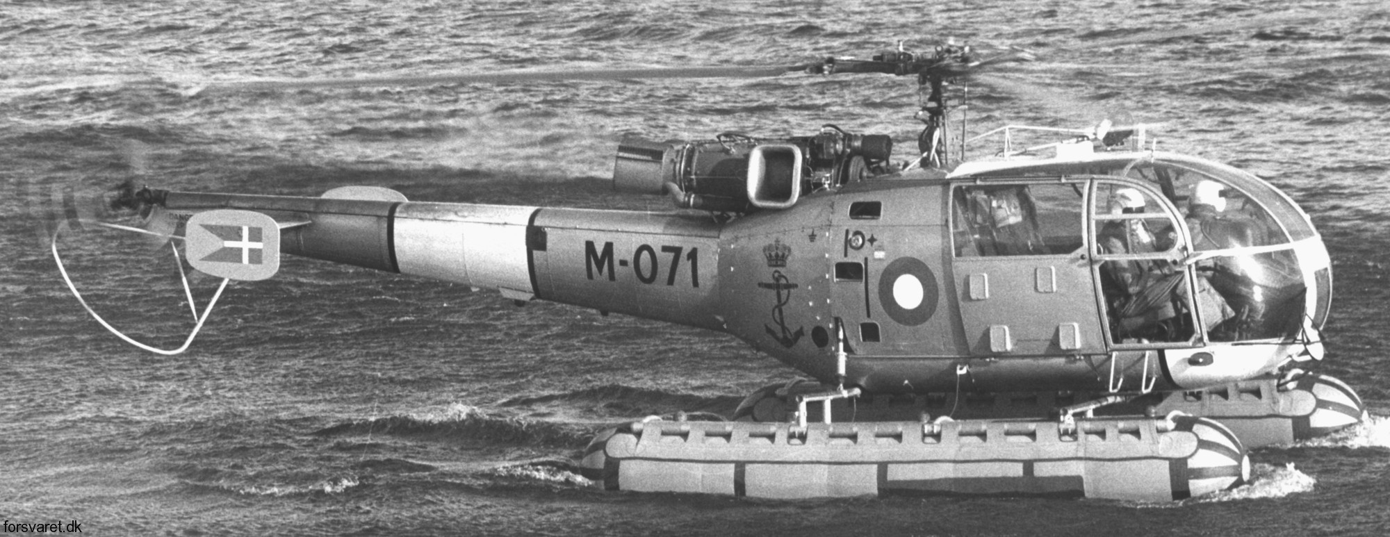 sa 316b alouette iii helicopter royal danish navy søværnet kongelige danske marine sud aviation m-071 21