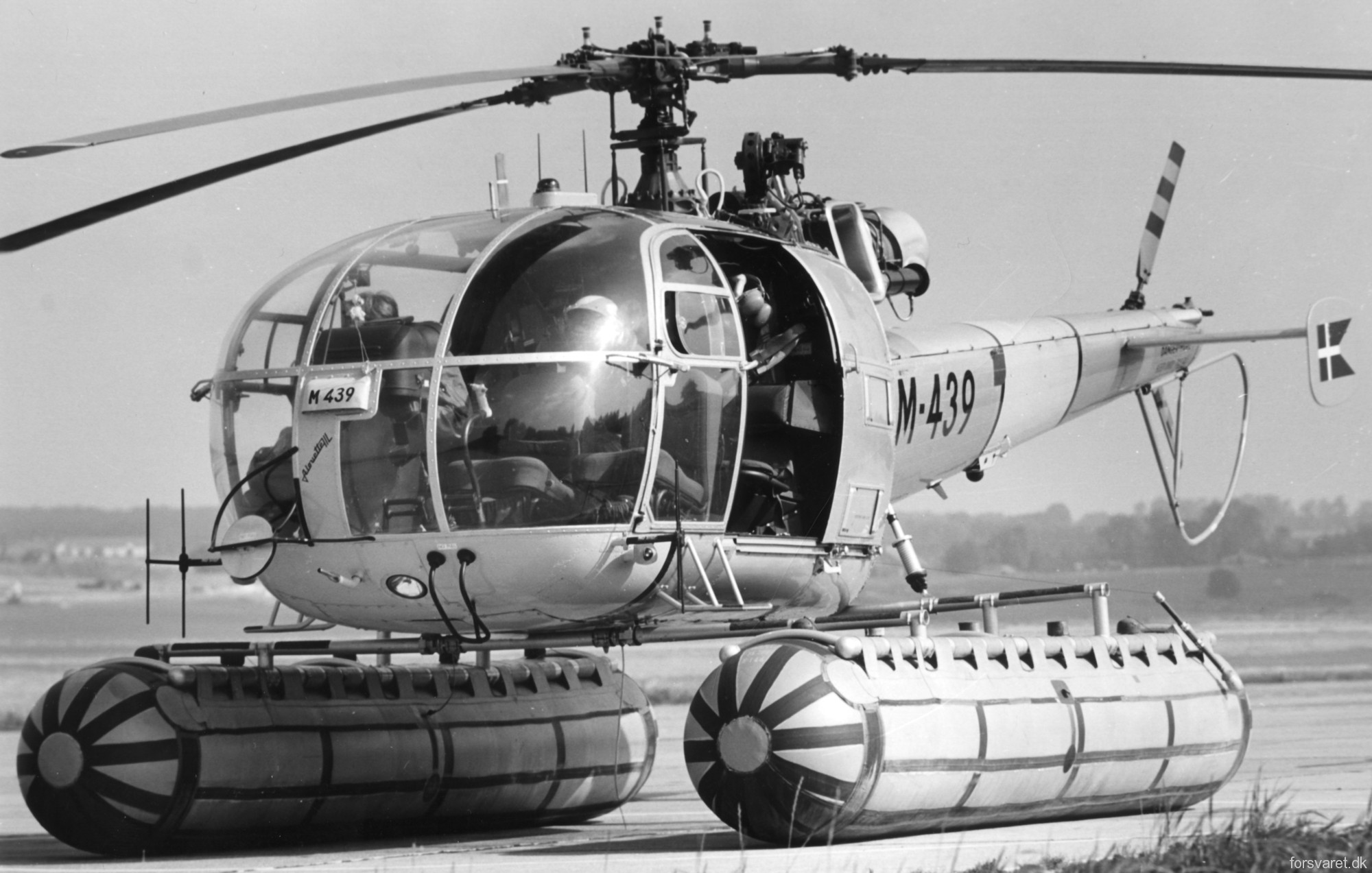 sa 316b alouette iii helicopter royal danish navy søværnet kongelige danske marine sud aviation m-439 11