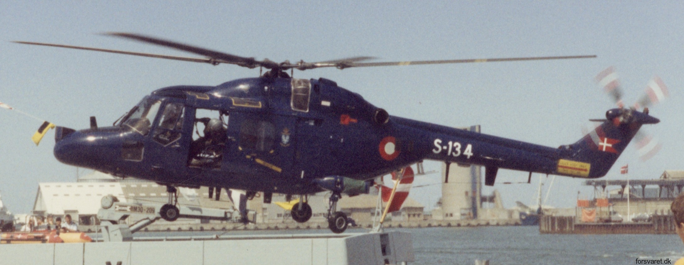 lynx mk.80 mk.90b helicopter westland royal danish navy air force kongelige danske marine flyvevabnet s-134 04
