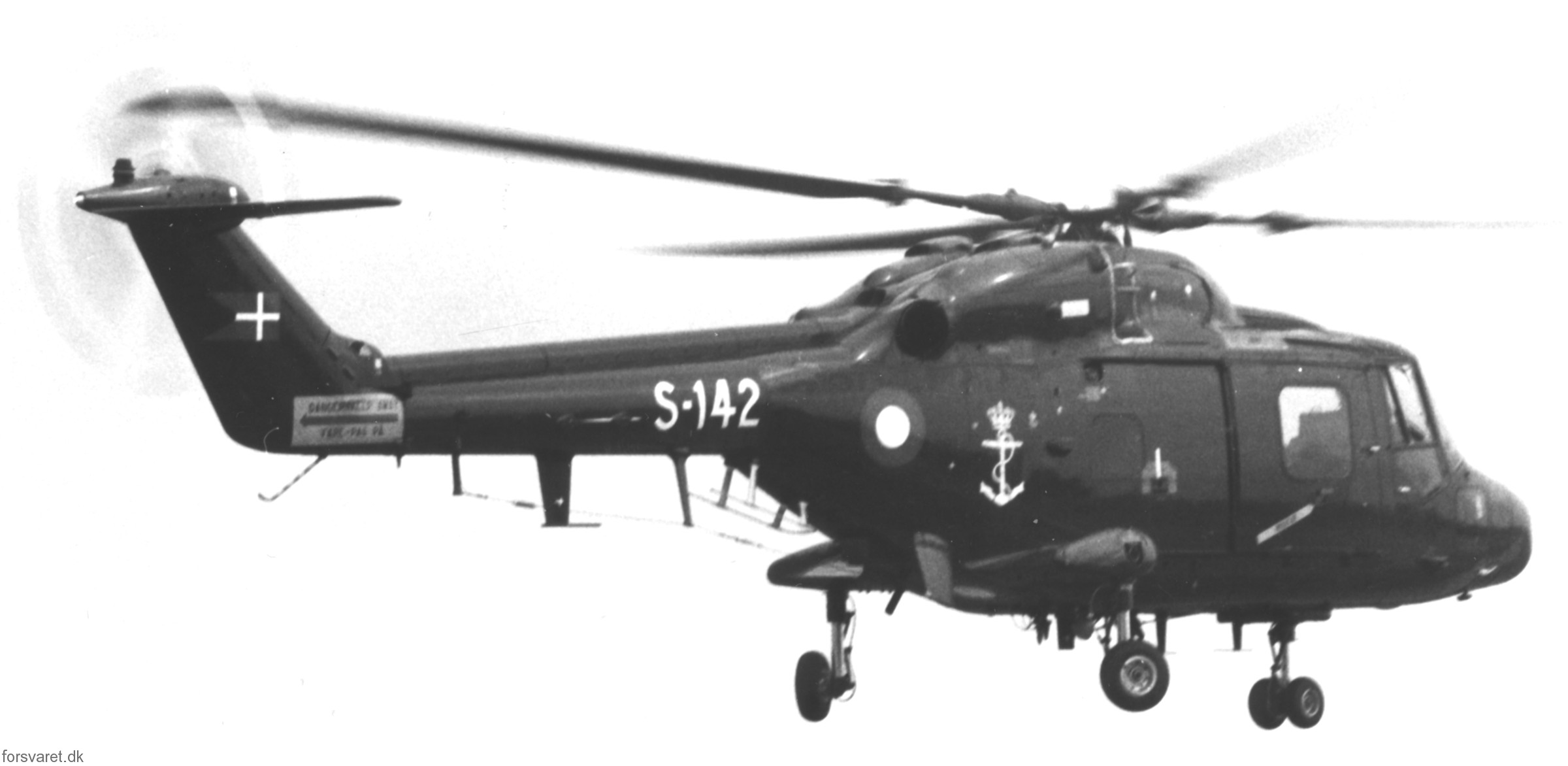 lynx mk.80 mk.90b helicopter westland royal danish navy air force kongelige danske marine flyvevabnet s-142 04
