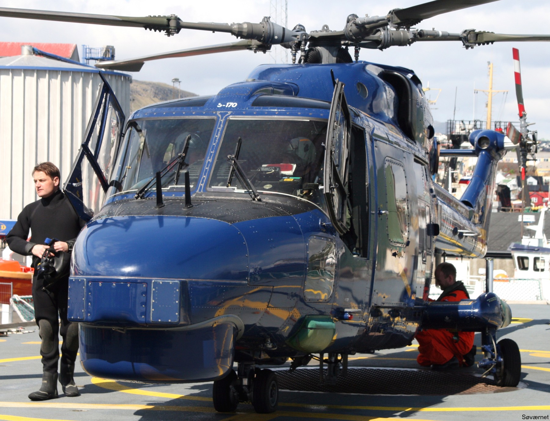 lynx mk.80 mk.90b helicopter westland royal danish navy air force kongelige danske marine flyvevabnet s-170 17
