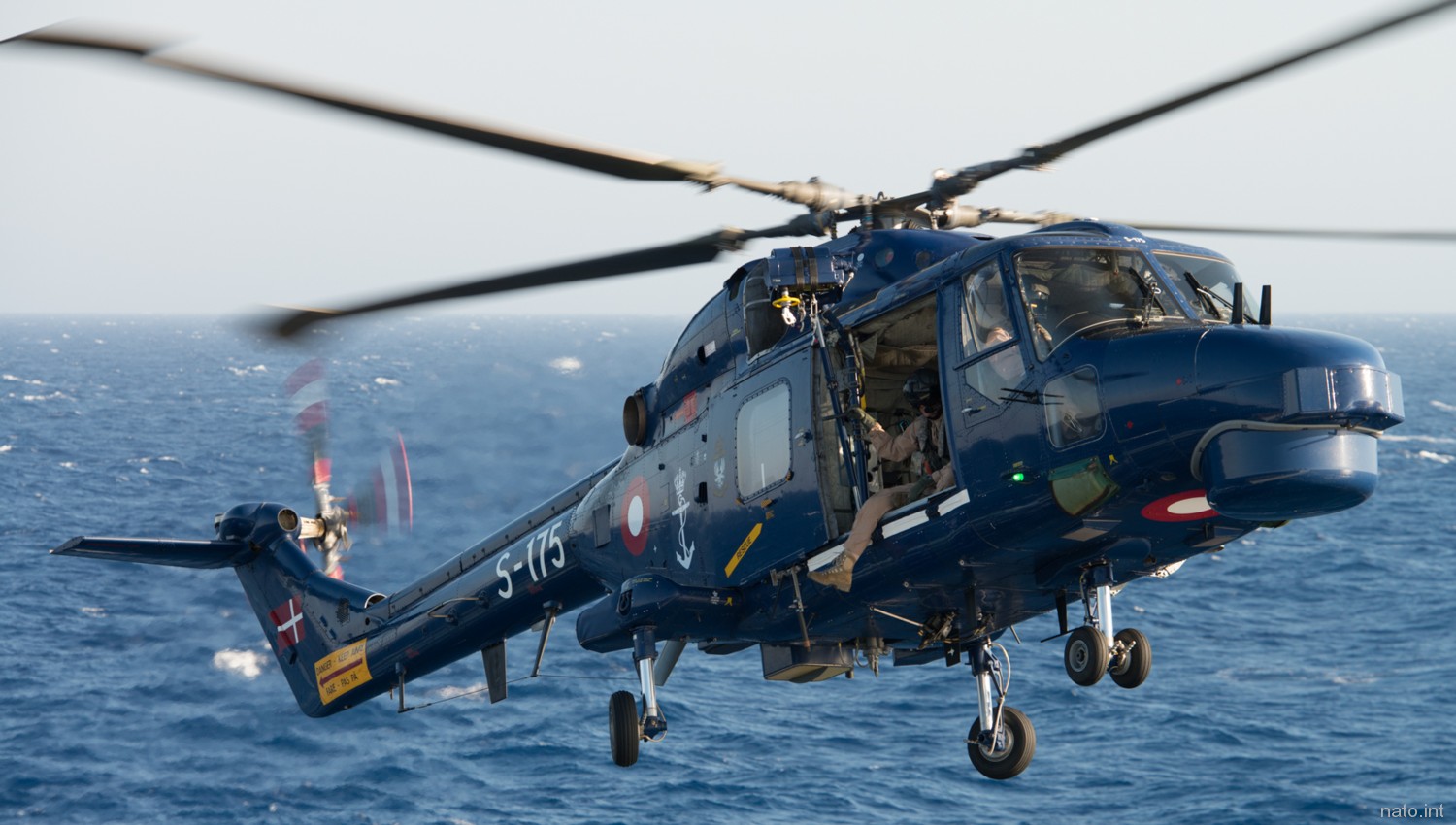lynx mk.80 mk.90b helicopter westland royal danish navy air force kongelige danske marine flyvevabnet s-175 05