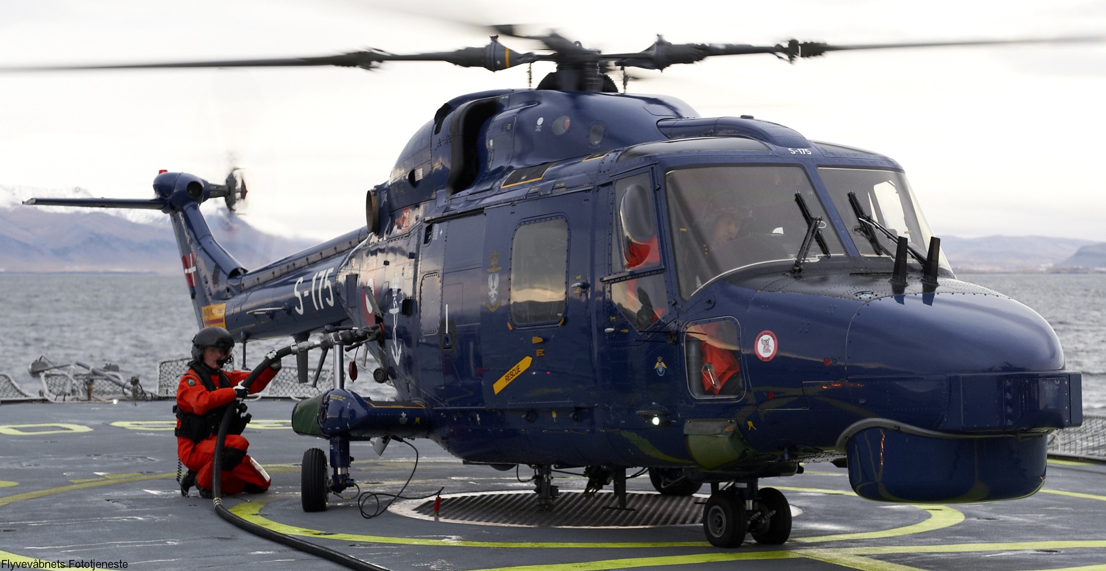 lynx mk.80 mk.90b helicopter westland royal danish navy air force kongelige danske marine flyvevabnet s-175 09